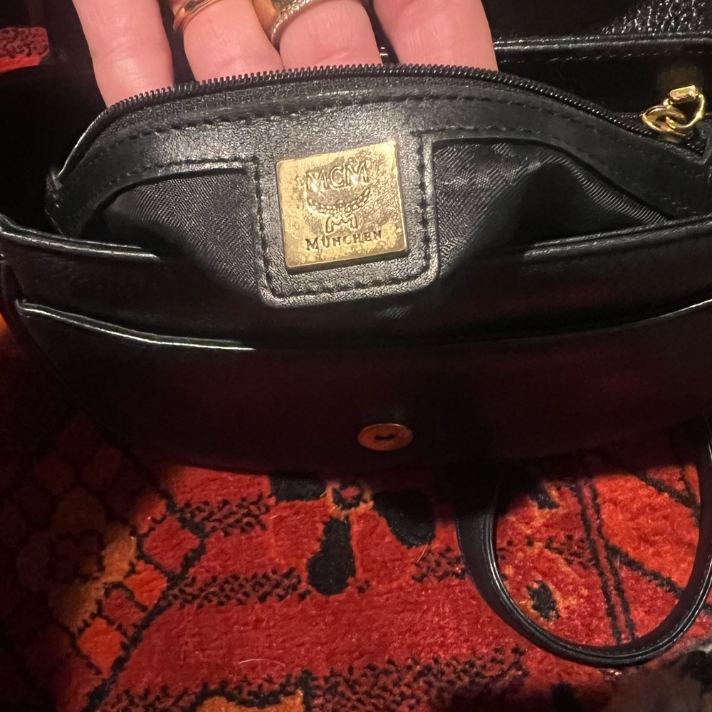 Black Leather Crossbody Bag - Picture 7 of 10